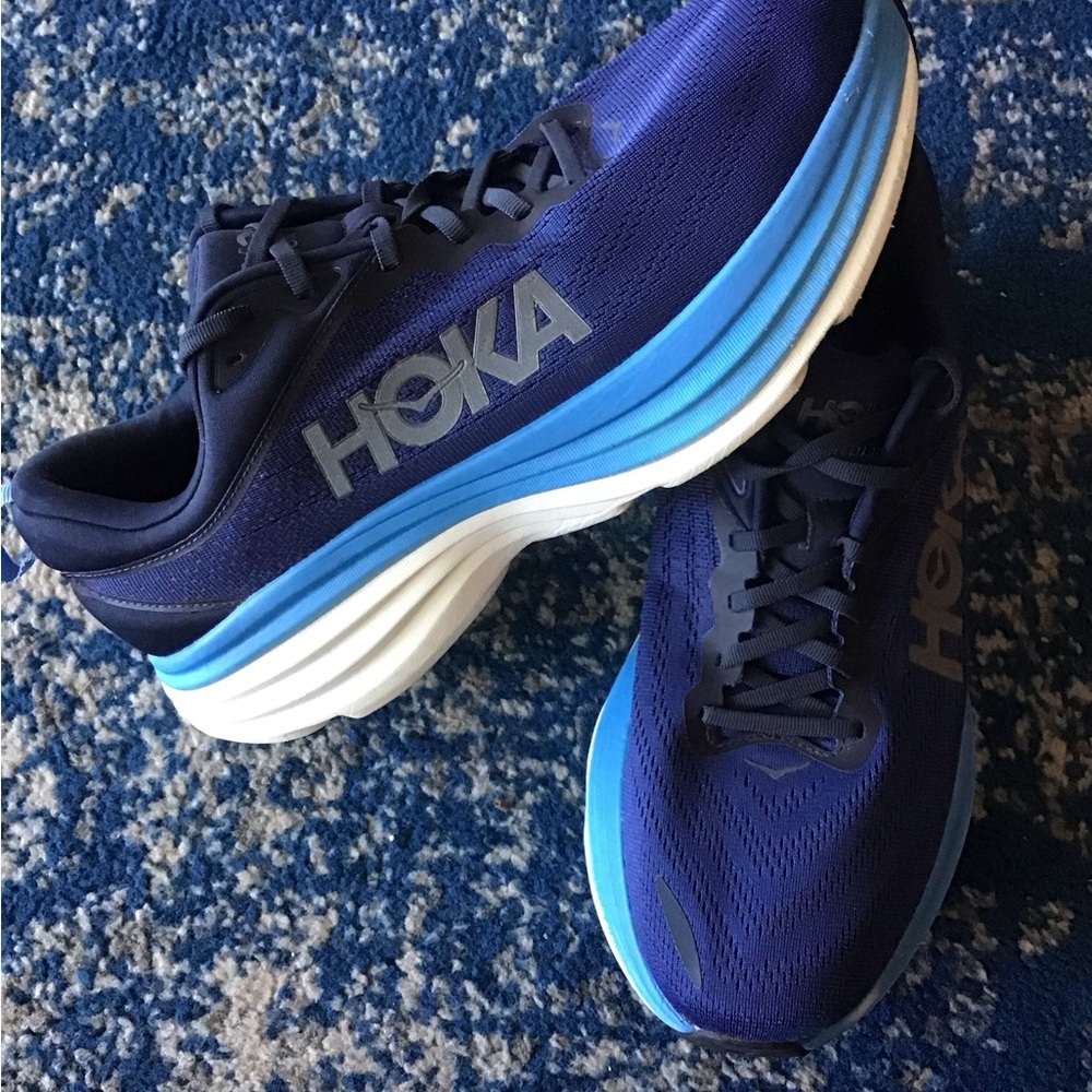 HOKA ONE ONE Bondi 8 Sneakers